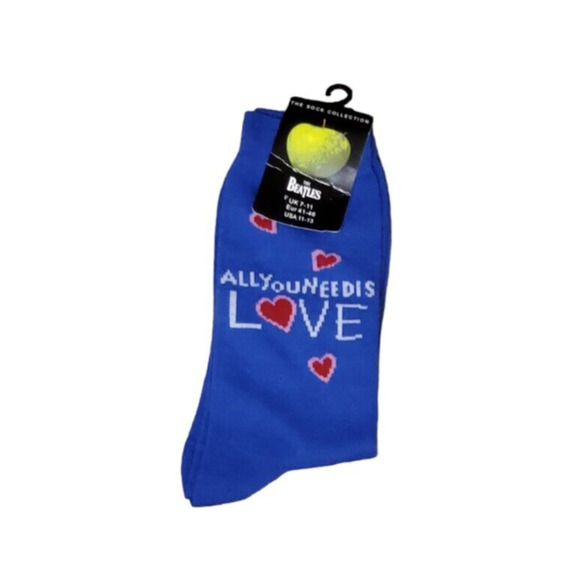 Sock Collection The Beatles Socks All You Need is Love Blue Hearts USA 11-13 NEW - Picture 1 of 2